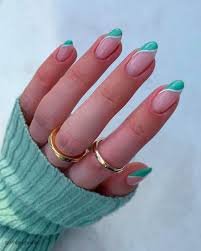 green French tip nails
